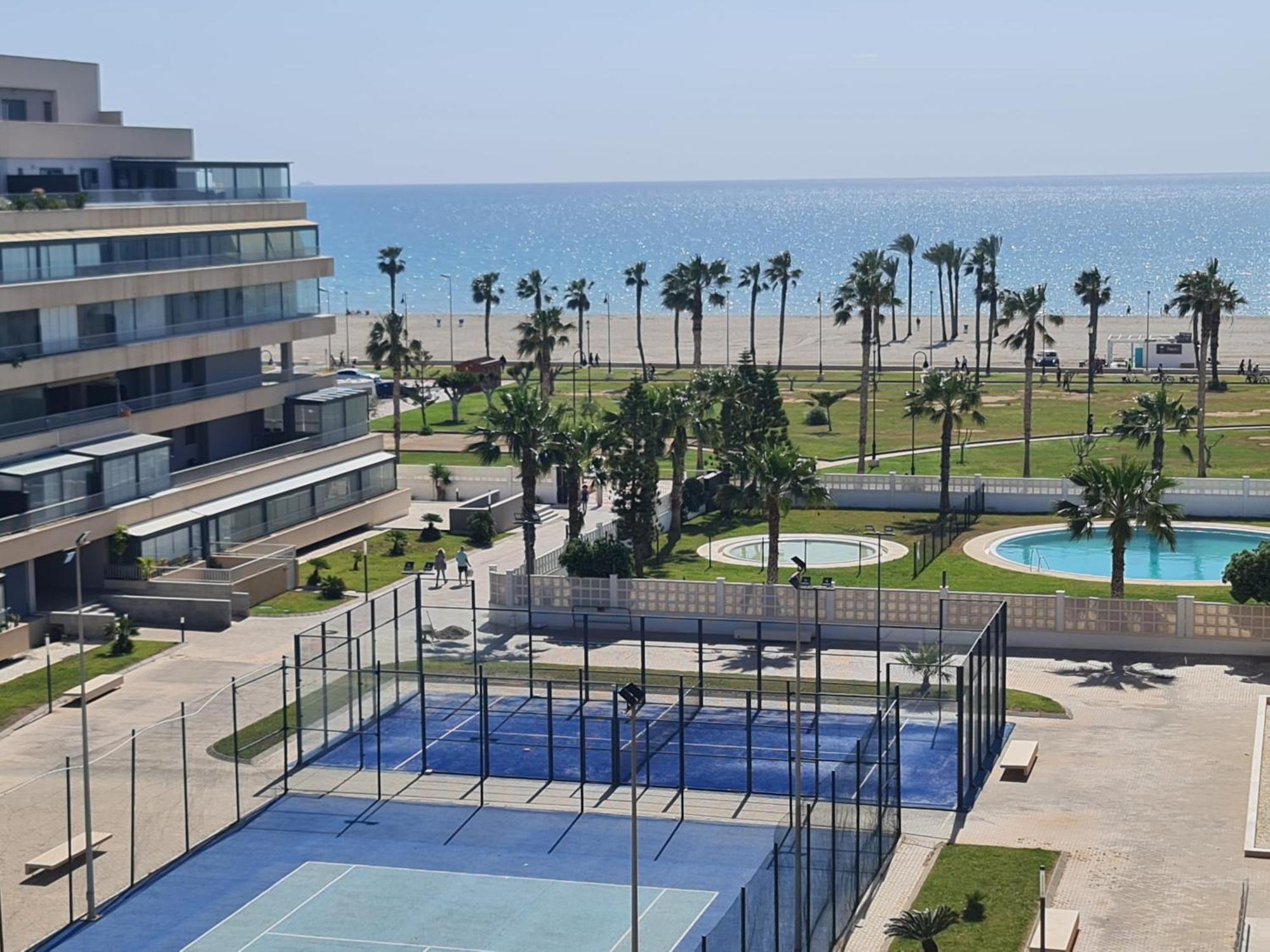 Sybarix Beach: 1ª Linea De Playa Apartment *